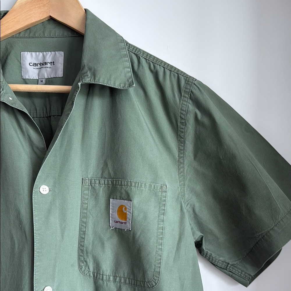 Carhartt WIP Short Sleeve Workshirt in Olive Green - Medium